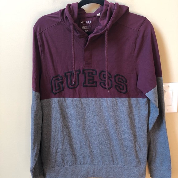 Guess men’s hoodie - Picture 2 of 7